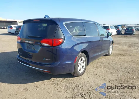 2018 Chrysler Pacifica Hybrid Touring Plus z USA, uszkodzony, nr VIN 2C4RC1H72JR332972
